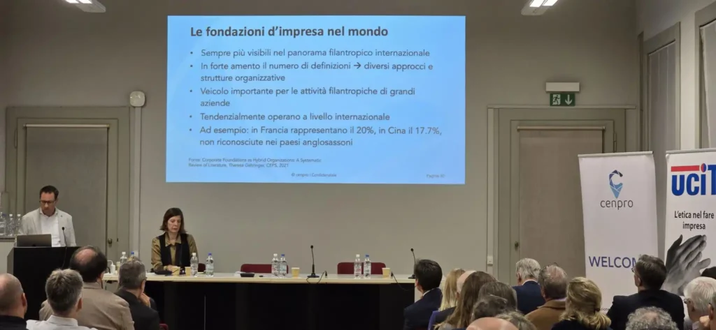 UCIT con CENPRO 5 UCIT con CENPRO 5