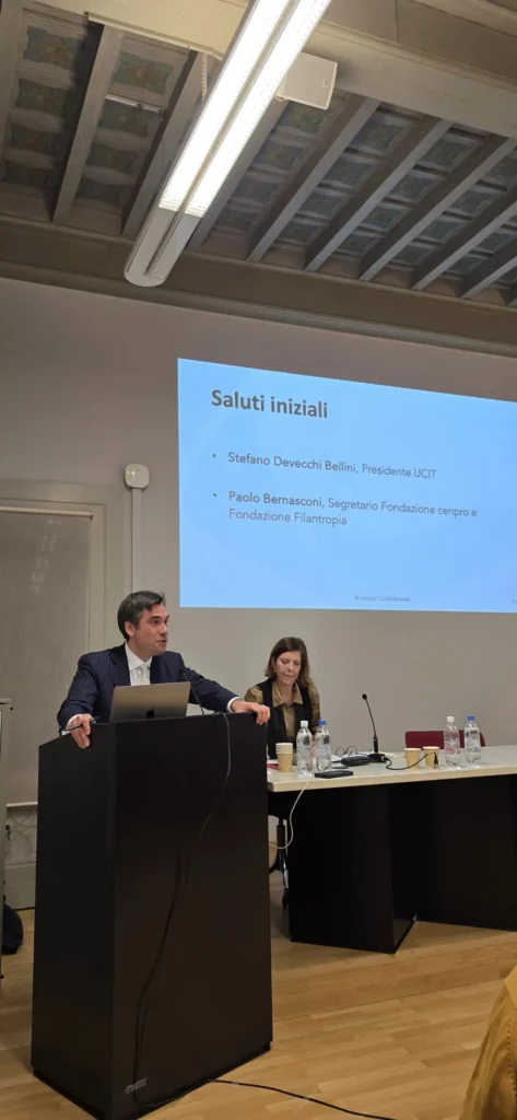 UCIT con CENPRO 8 UCIT con CENPRO 8